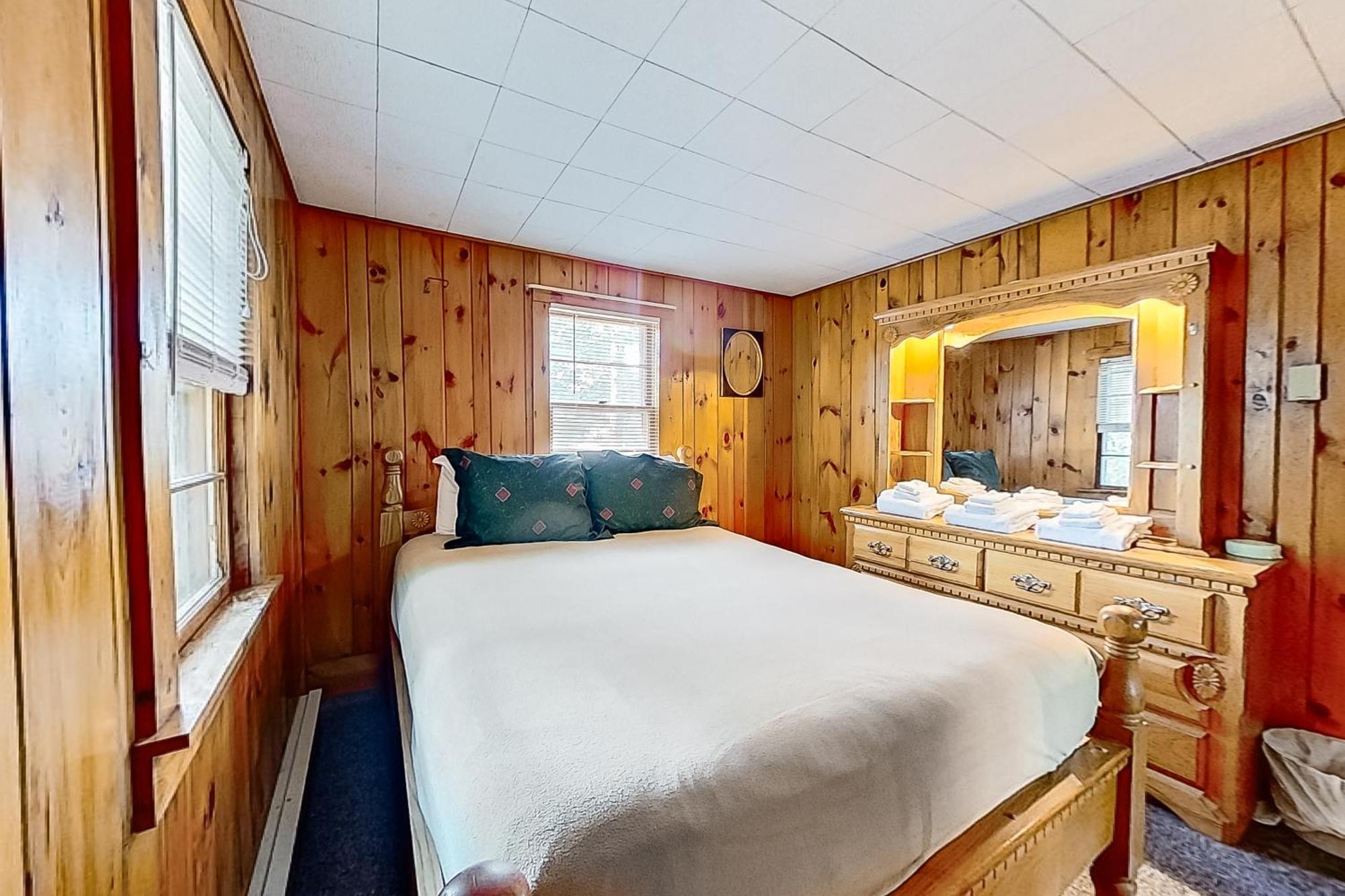 Balmoral Getaway Villa Moultonborough Exterior photo