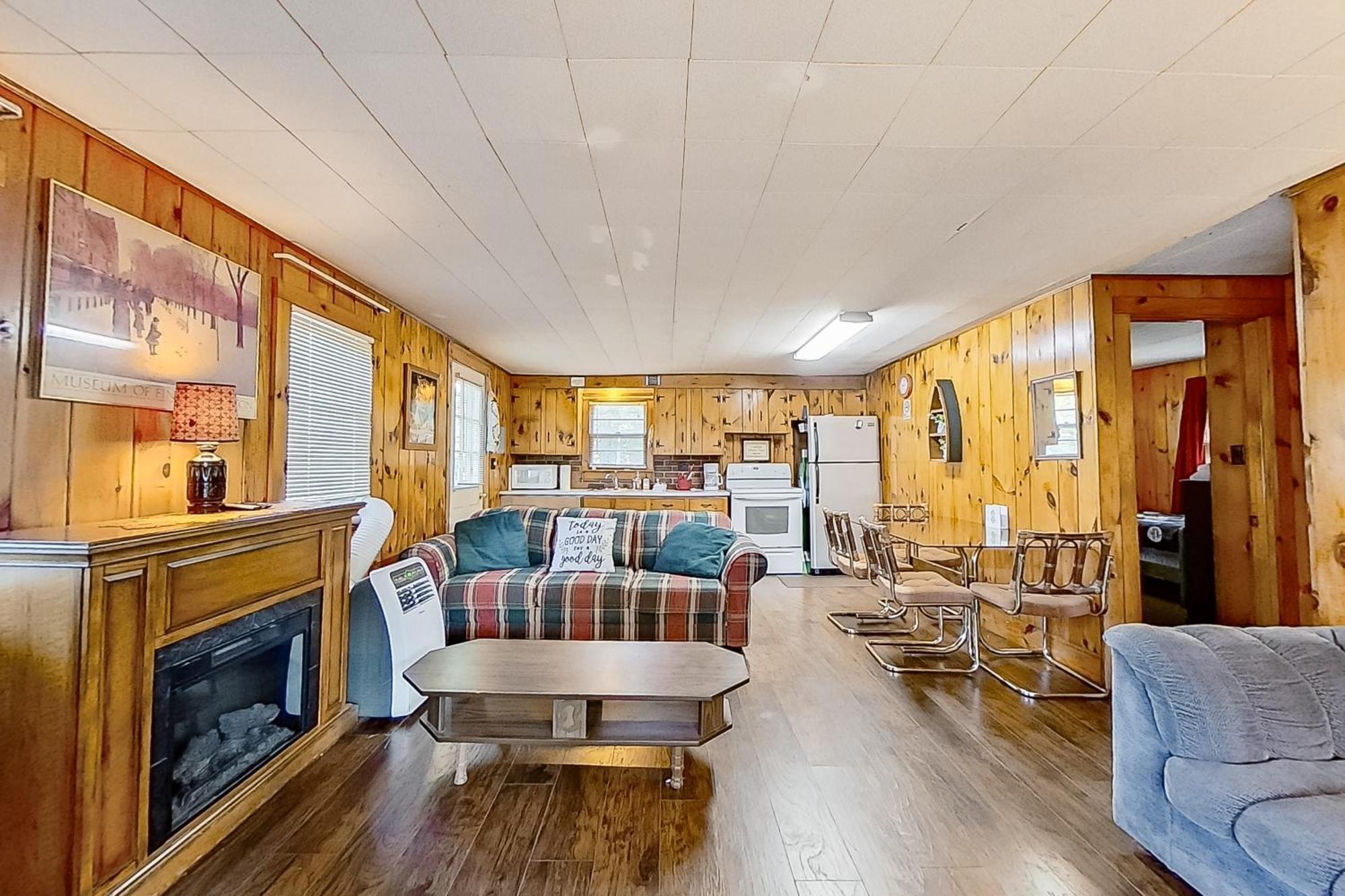 Balmoral Getaway Villa Moultonborough Exterior photo